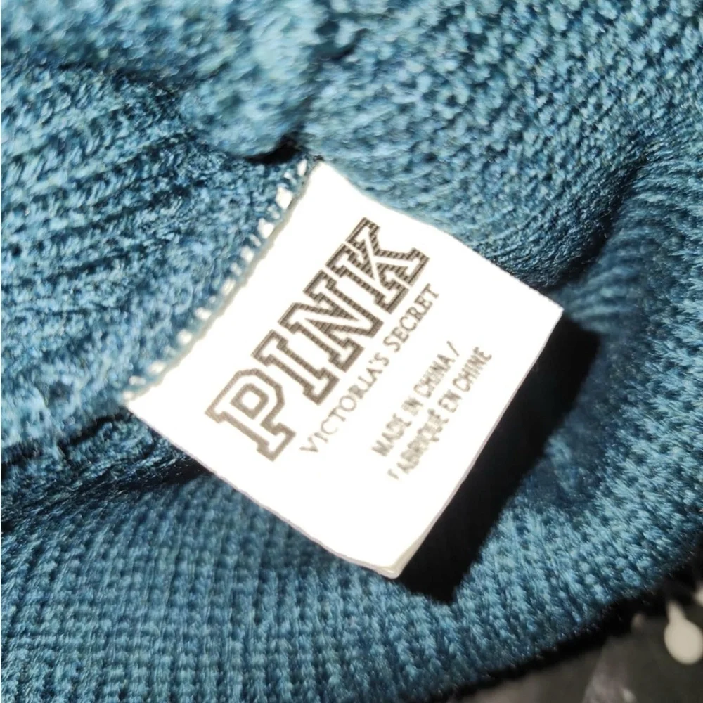 PINK VS Ribbed Beanie NIP